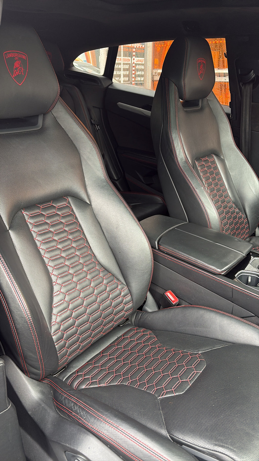 URUS GRIS