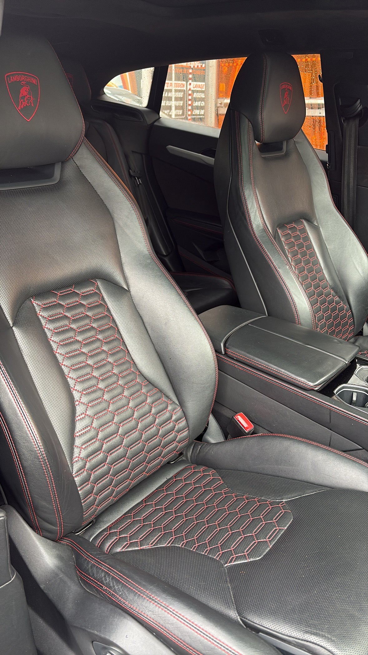 URUS GRIS