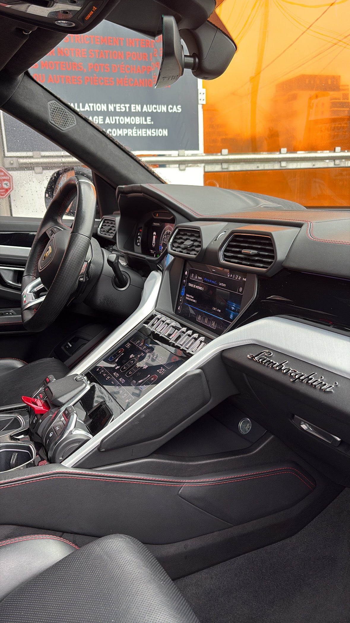 URUS GRIS
