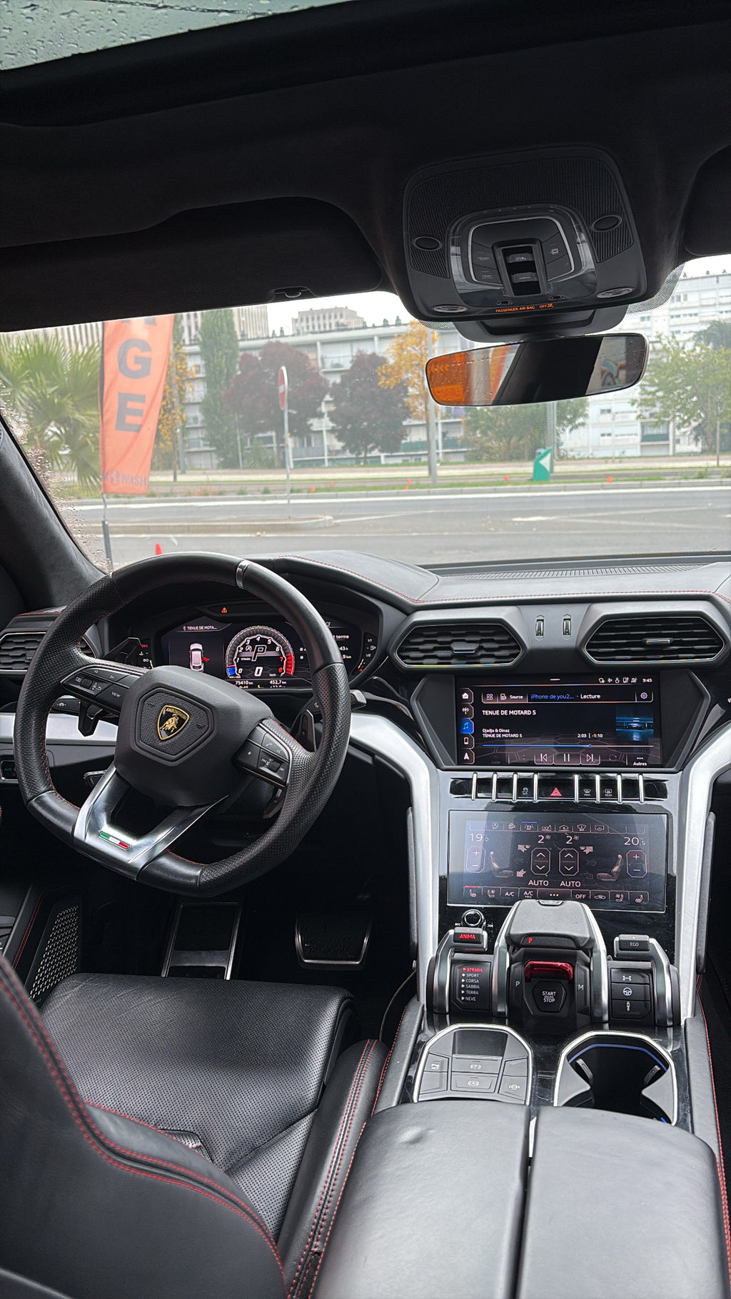 URUS GRIS