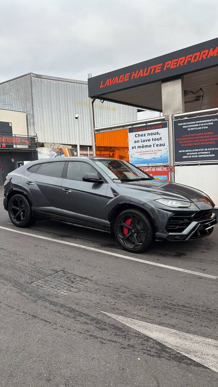URUS GRIS
