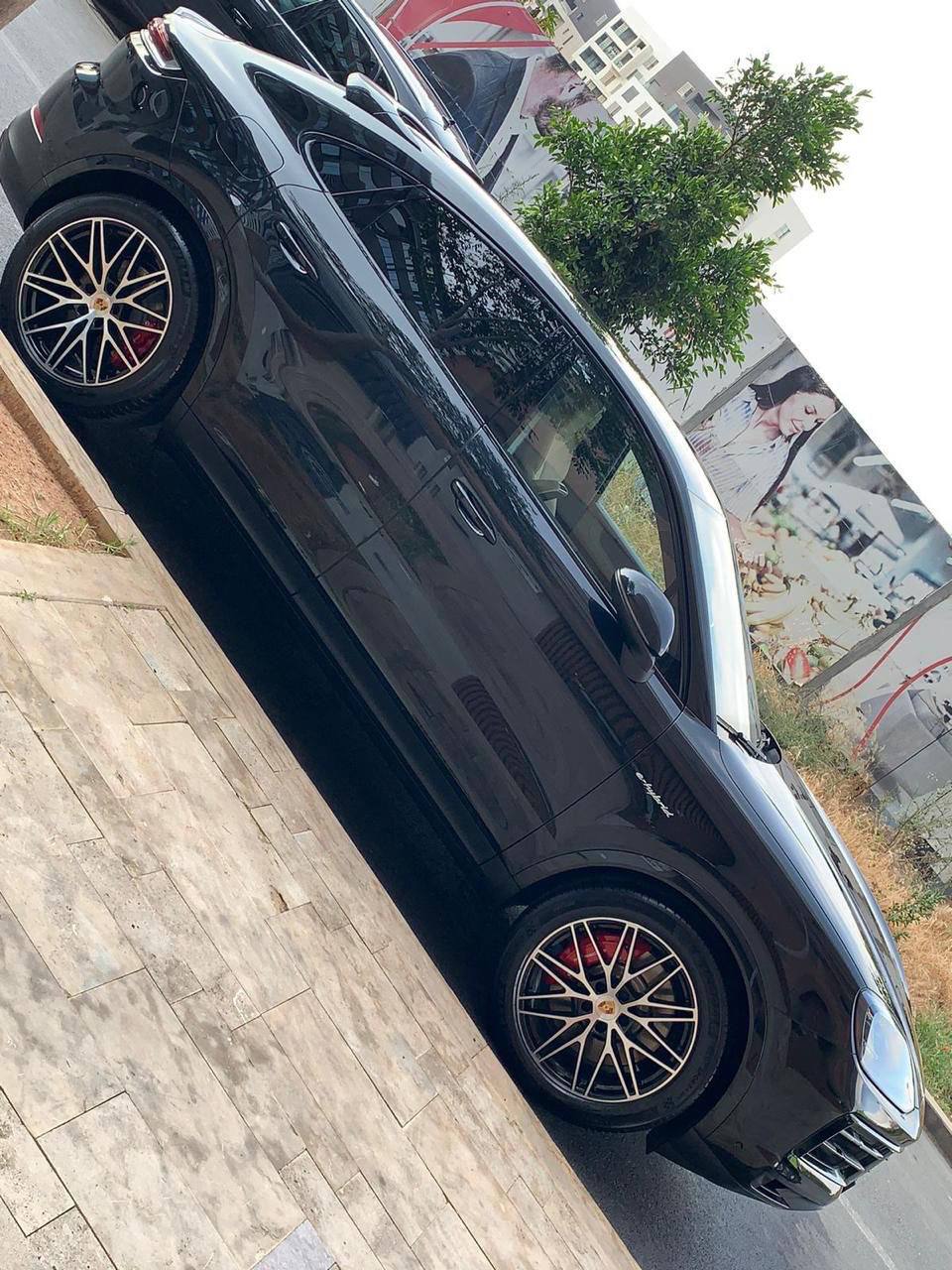 PORSCHE CAYENNE S